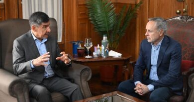 Acevedo y Cabral analizaron el avance de obra en distintos emprendimientos habitacionales