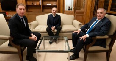 Jaldo mantuvo una reunión de trabajo con autoridades nacionales