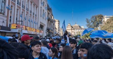 Plaza Independencia: habrá corte de tránsito y fuerte operativo de seguridad por los posibles festejos