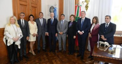 Acevedo recibió al embajador designado de Italia, Fabrizio Nicoletti