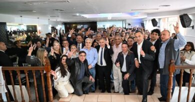 Jaldo reunió a más de 250 docentes de ATEP y AMET y destacó el rol de la educación pública